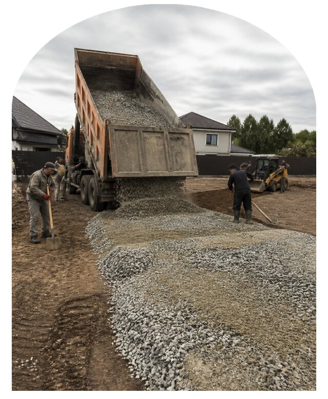 Профессиональная отсыпка участка щебнем и грунтом в Домодедове